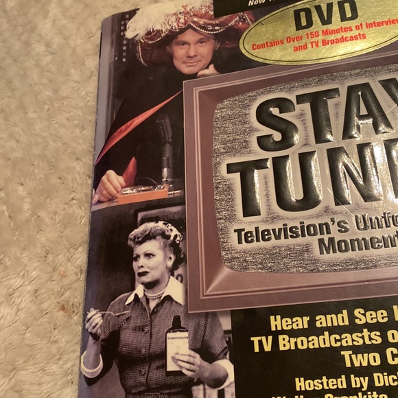 2002 Stay Tuned-Television's Unforgettable Moments Hardcover With DVD & Two CD's - Picture 4 of 8